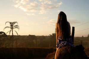 geladinho em Goiânia: mulher no Cerrado